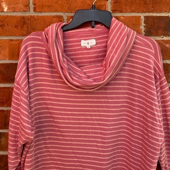 Lou & Grey Womens Small Signature Soft Oversize Boxy Cowl Neck Pink Stripe Top - Picture 2 of 9